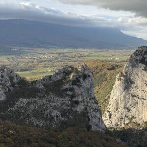 Balcón de los Buitres y Castillo de Aixita