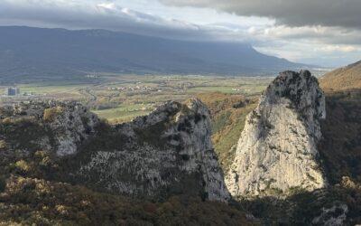 BALCÓN DE LOS BUITRES Y CASTILLO DE AIXITA